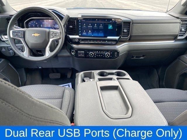 Chevrolet Silverado 1500 LT Crew Cab 4WD 2023