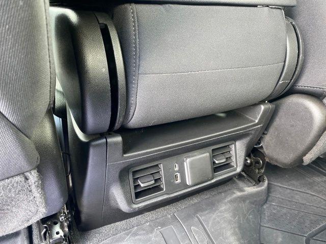 Chevrolet Silverado 1500 LT Crew Cab 4WD 2023