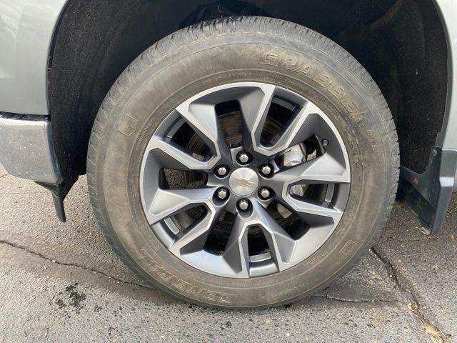 Chevrolet Silverado 1500 LT Crew Cab 4WD 2023