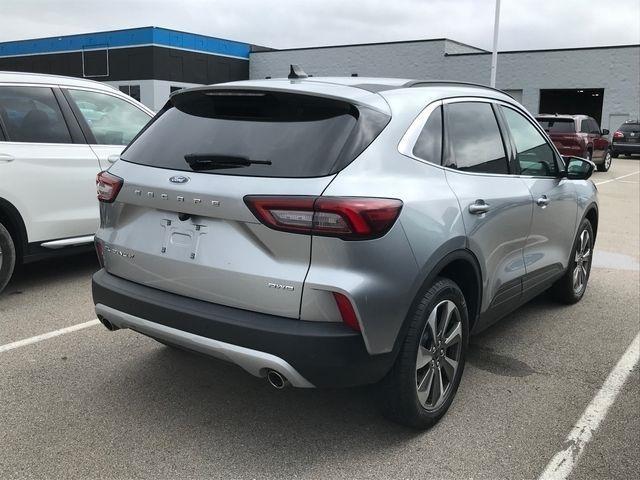 Ford Escape Platinum AWD 2023