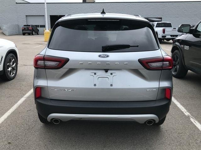 Ford Escape Platinum AWD 2023