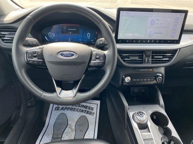 Ford Escape Platinum AWD 2023