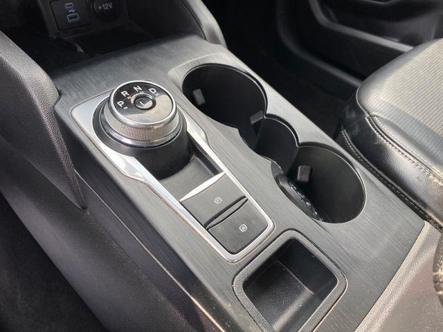 Ford Escape Platinum AWD 2023