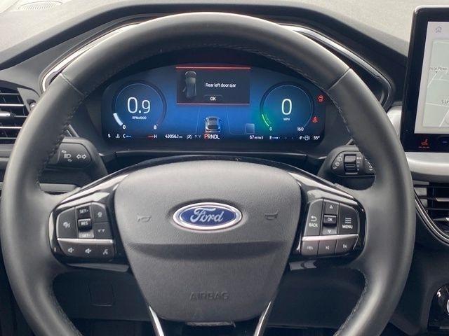 Ford Escape Platinum AWD 2023