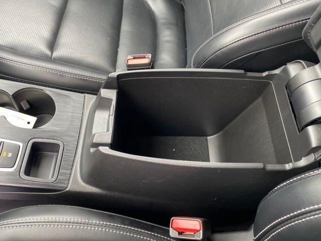 Ford Escape Platinum AWD 2023