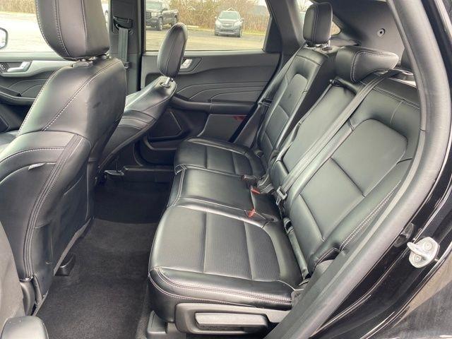 Ford Escape Platinum AWD 2023