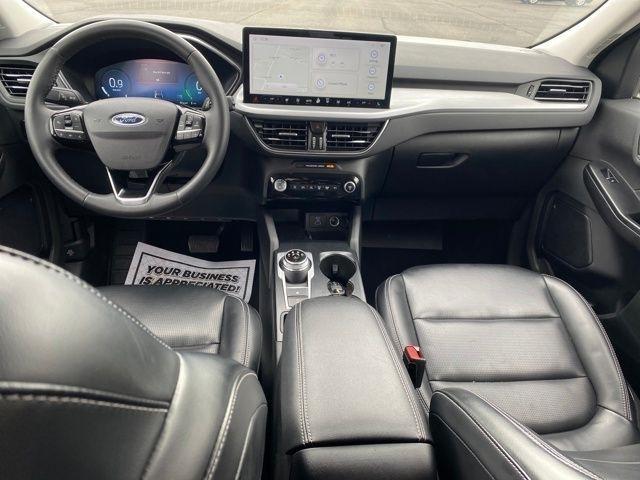 Ford Escape Platinum AWD 2023