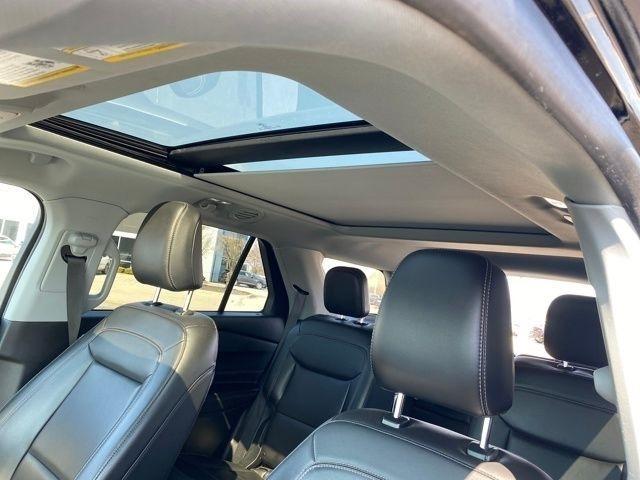 Ford Explorer XLT AWD 2023