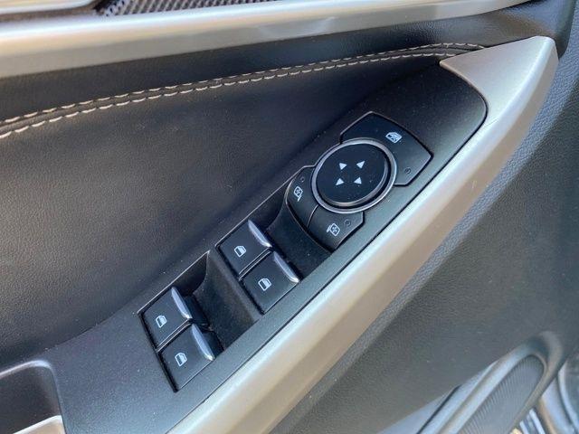 Ford Explorer XLT AWD 2023