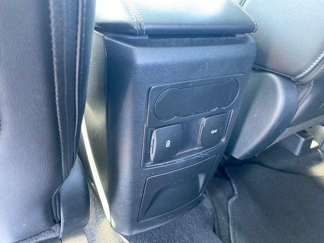 Ford Explorer XLT AWD 2023