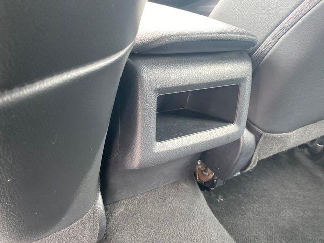 Toyota Camry SE 2023