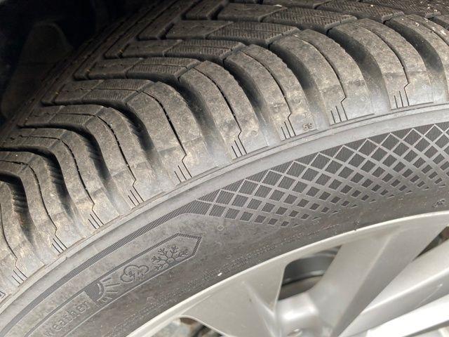 Toyota Camry SE 2023