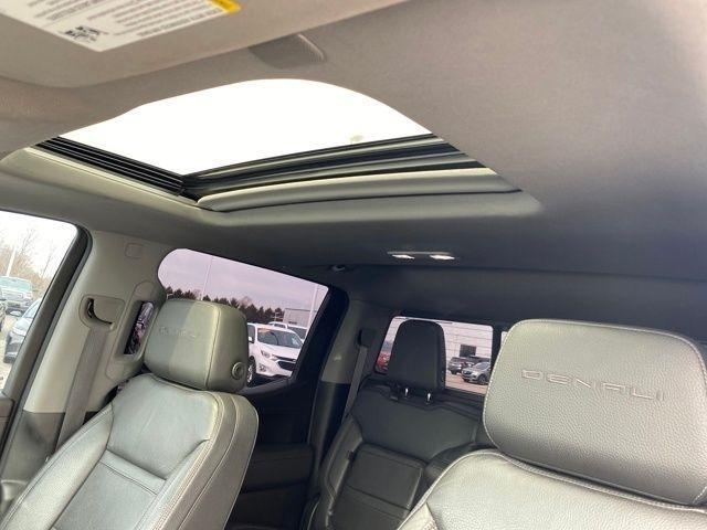 GMC Sierra 1500 Denali Crew Cab 4WD 2020