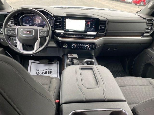 GMC Sierra 1500 Elevation Crew Cab 4WD 2022