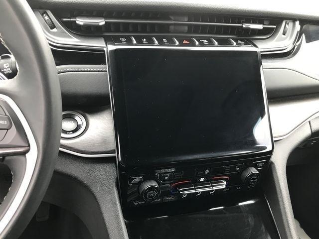 Jeep Grand Cherokee Limited 4WD 2023