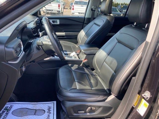 Ford Explorer XLT AWD 2023