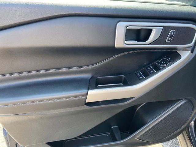 Ford Explorer XLT AWD 2023