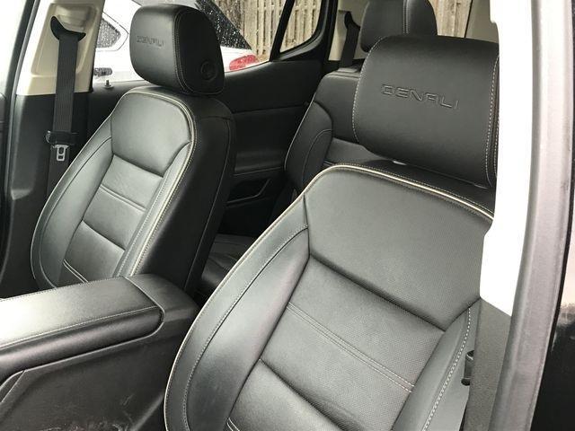 GMC Acadia Denali AWD 2022