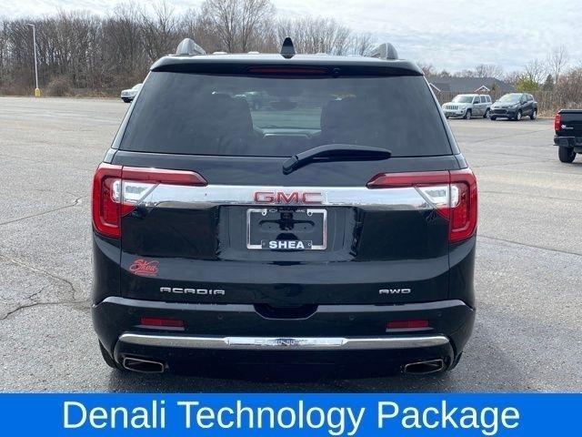 GMC Acadia Denali AWD 2022