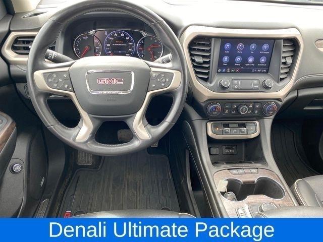 GMC Acadia Denali AWD 2022
