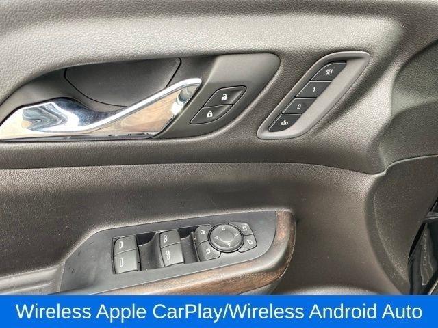 GMC Acadia Denali AWD 2022