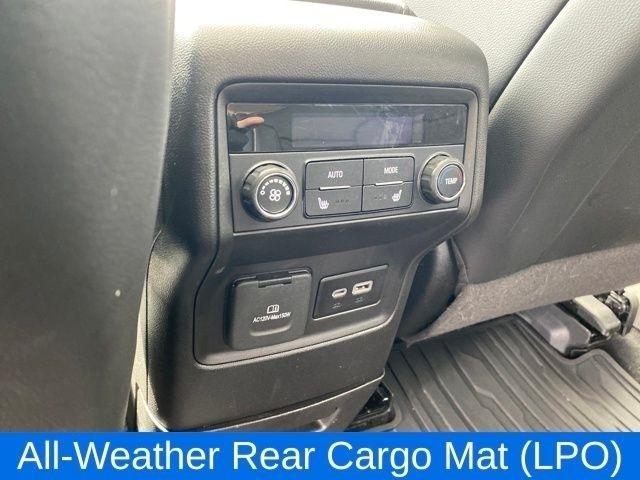 GMC Acadia Denali AWD 2022