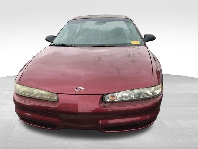 Oldsmobile Intrigue GX Sedan 2002