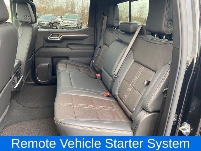 Chevrolet Silverado 1500 High Country Crew Cab 4WD 2024