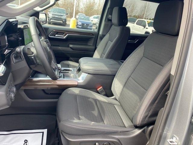 Chevrolet Silverado 1500 Trail Boss LT Crew Cab 4WD 2024