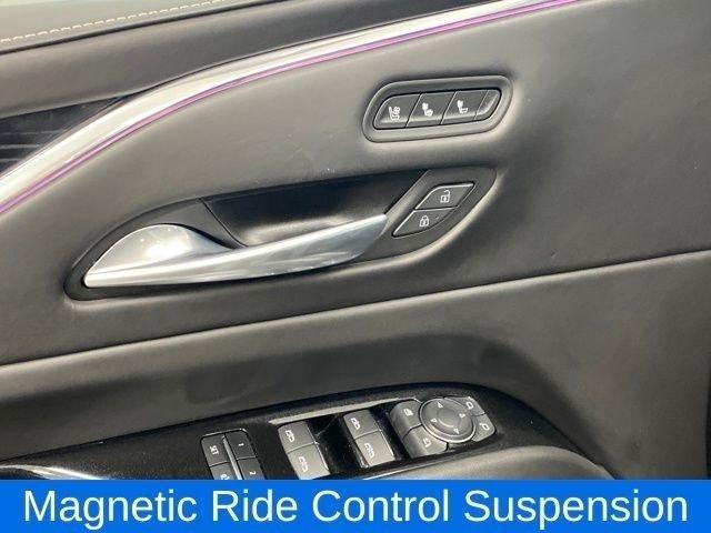 Cadillac Escalade ESV V 4WD 2024