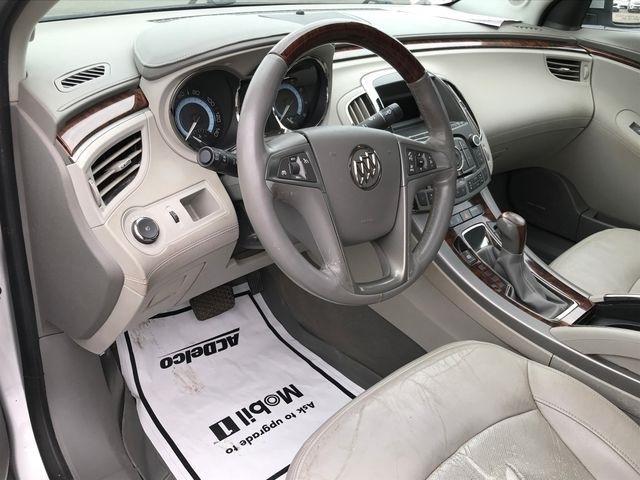 Buick LaCrosse CXS 2011
