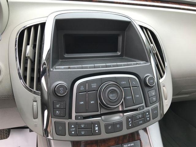 Buick LaCrosse CXS 2011