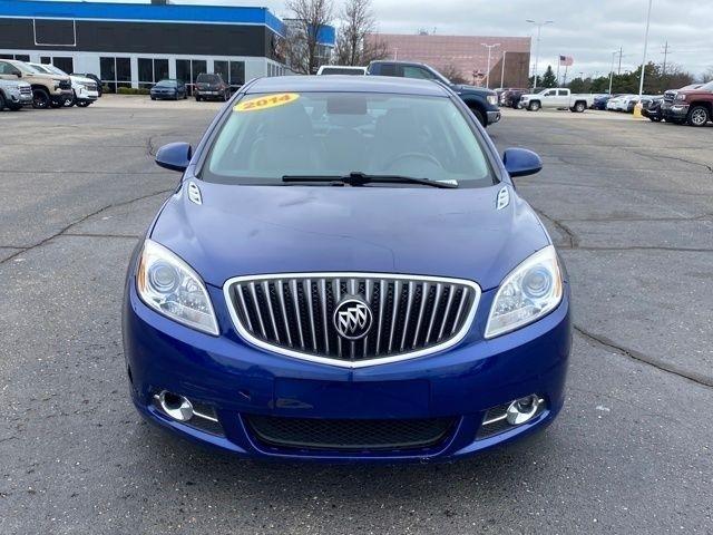Buick Verano Base 2014