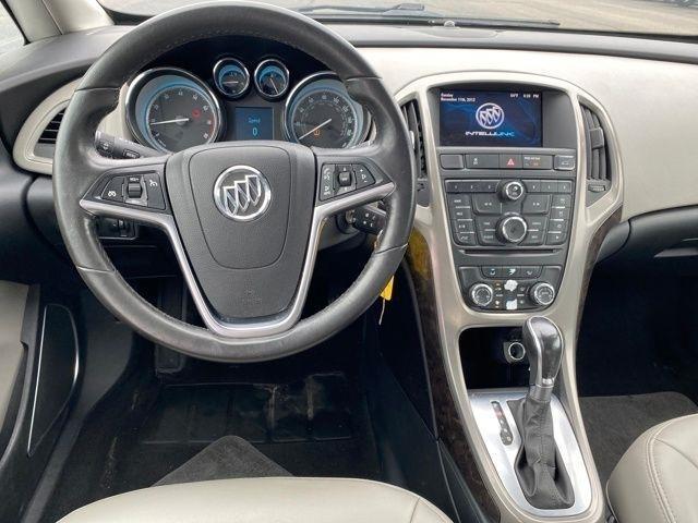 Buick Verano Base 2014