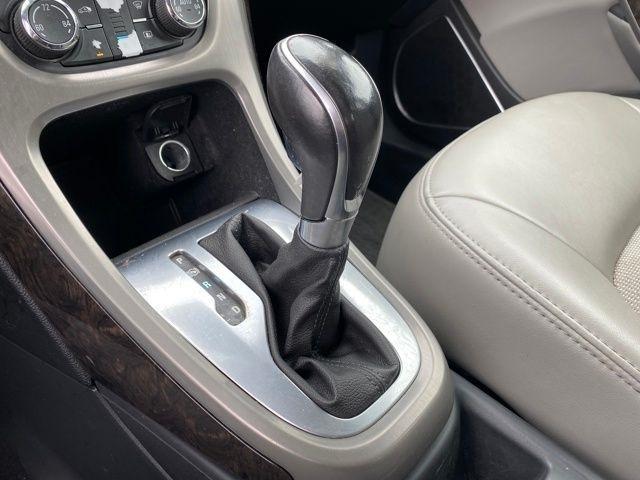 Buick Verano Base 2014