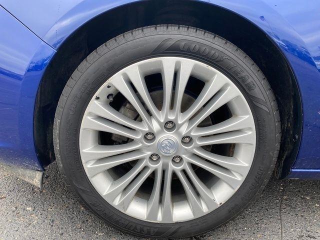 Buick Verano Base 2014