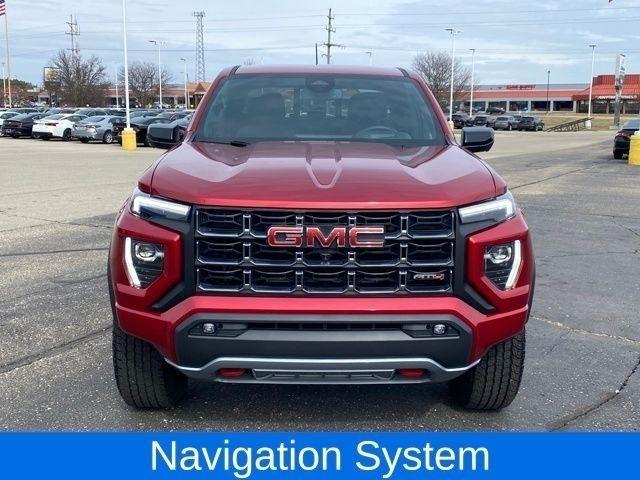 GMC Canyon AT4 Crew Cab 4WD 2024