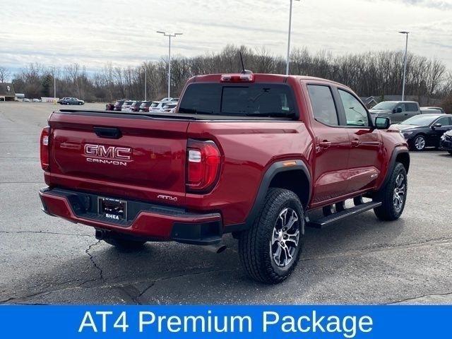 GMC Canyon AT4 Crew Cab 4WD 2024