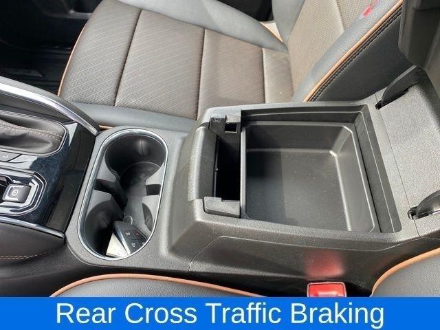 GMC Canyon AT4 Crew Cab 4WD 2024