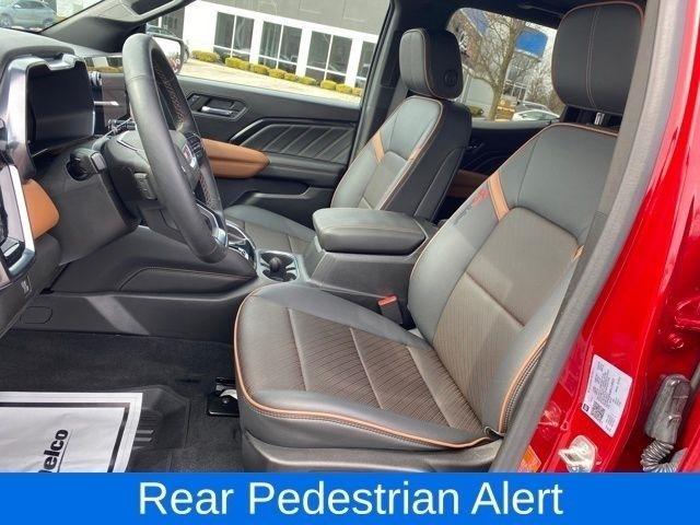 GMC Canyon AT4 Crew Cab 4WD 2024