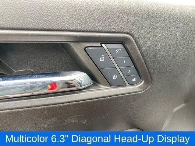 GMC Canyon AT4 Crew Cab 4WD 2024