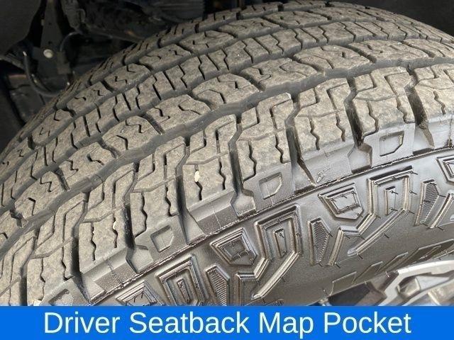 GMC Canyon AT4 Crew Cab 4WD 2024