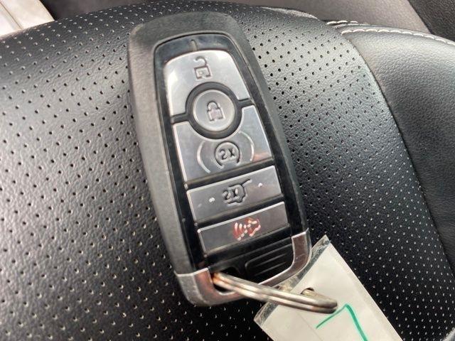 Ford Escape Platinum AWD 2023