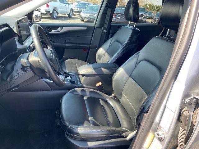 Ford Escape Platinum AWD 2023