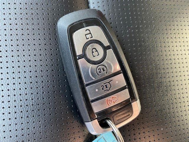 Ford Escape Platinum AWD 2023