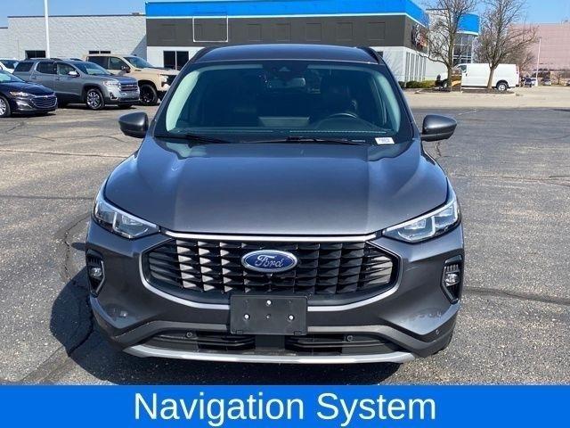 Ford Escape Platinum AWD 2023