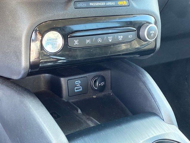 Ford Escape Platinum AWD 2023