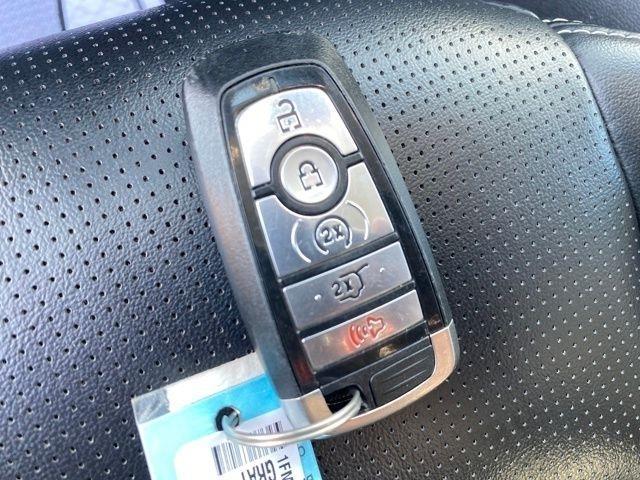 Ford Escape Platinum AWD 2023