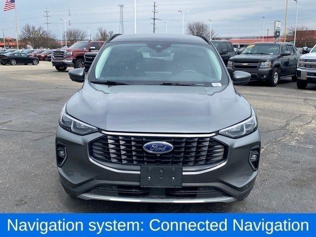 Ford Escape Platinum AWD 2023