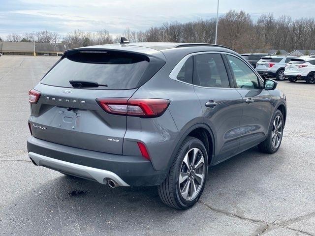 Ford Escape Platinum AWD 2023